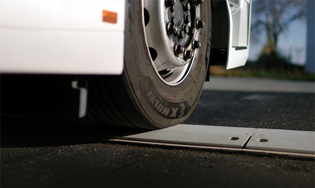 Van Tyres